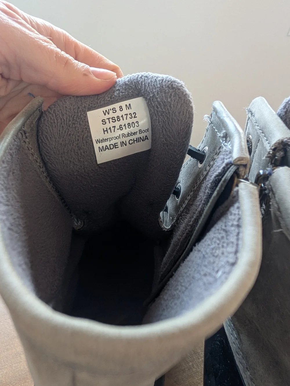 Sperry Women's Gray and Black Duck Boots